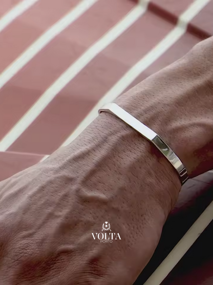 VOLTA UNISIZE GEOMETRIC BRACELET